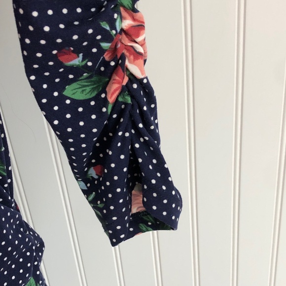 Mom & Co. Floral Navy Long Sleeve Maternity Top - Picture 2 of 9